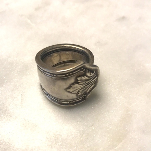 ‘Silverware’ ring - Picture 2 of 8